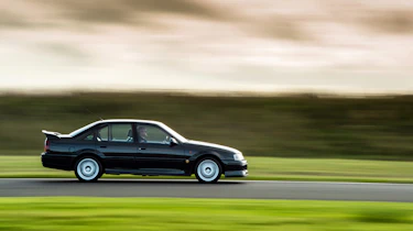 Lotus Carlton evo Icon – pan