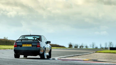 Lotus Carlton evo Icon – rear cornering