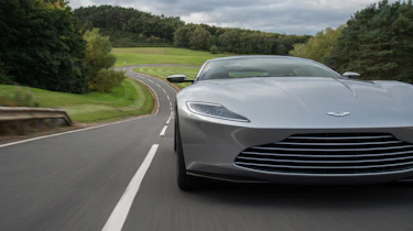 Aston Martin DB10