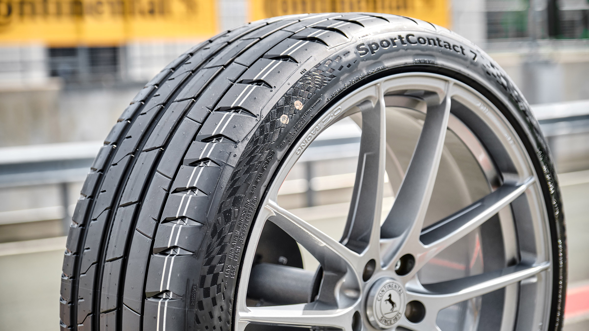 Continental SportContact 7 – 2