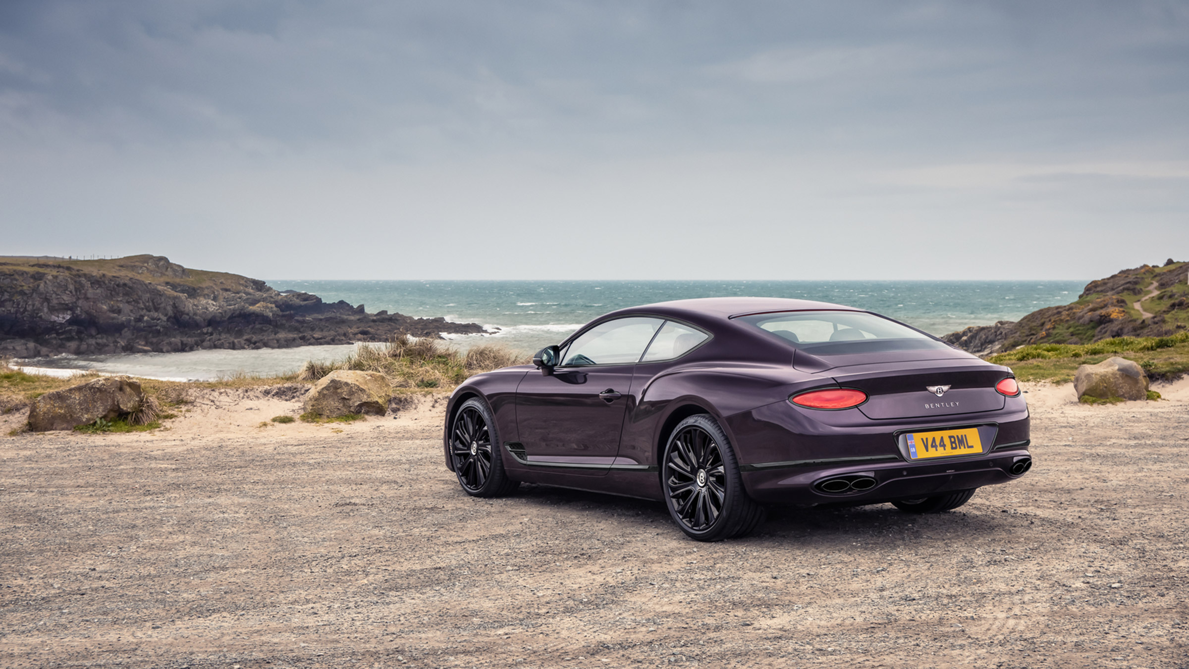 Bentley Continental GT Mulliner Blackline – rear quarter static