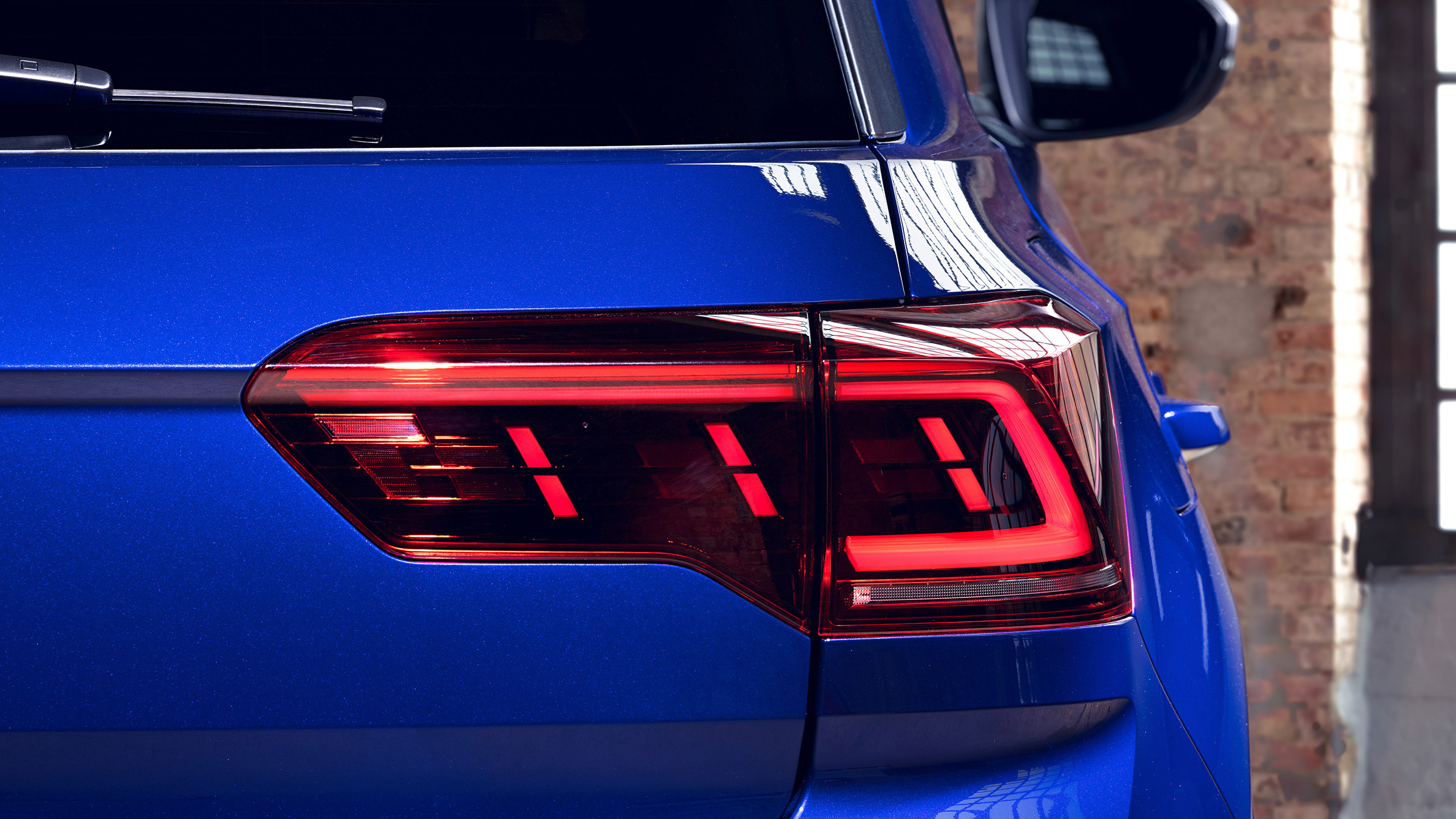 2022 Volkswagen T-Roc R – rear lights
