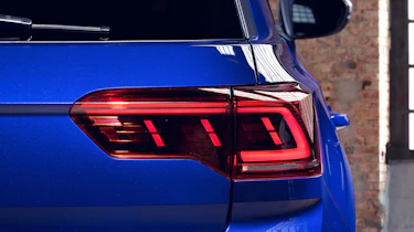 2022 Volkswagen T-Roc R – rear lights