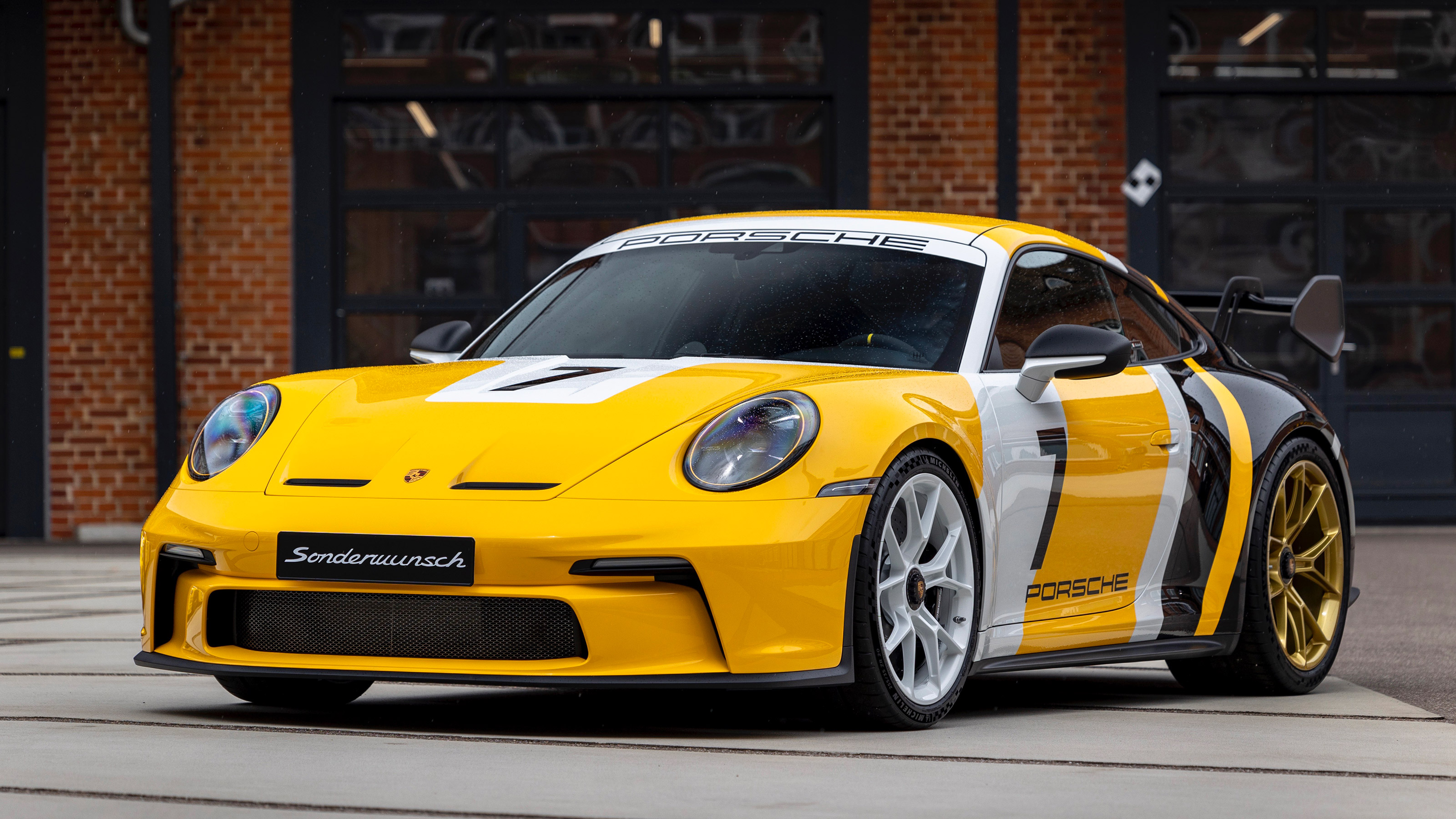 Le Mans-inspired Porsche 911 GT3