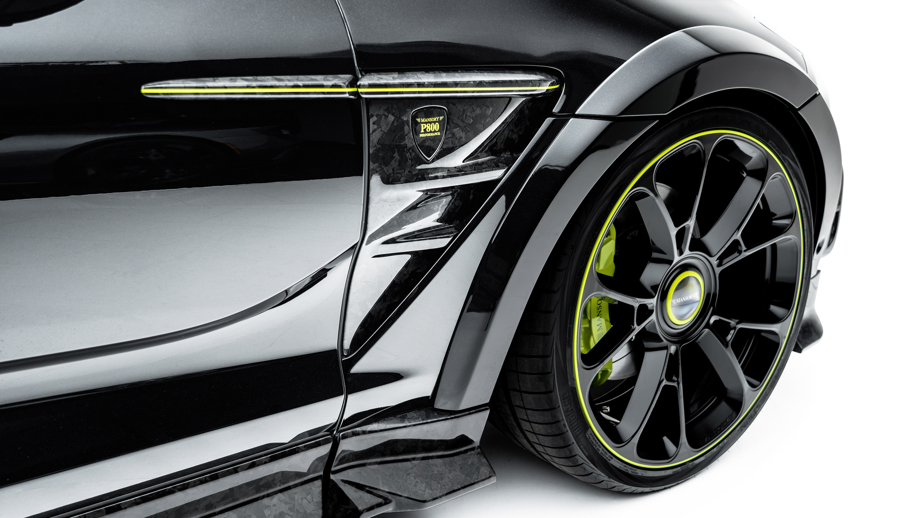 Mansory Aston Martin DBX