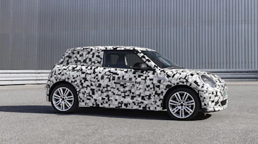 new Mini EV three-door – side