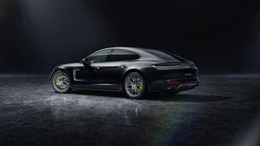 Porsche Panamera 4 Platinum Edition – rear quarter