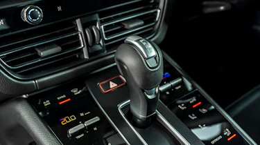 Porsche Macan GTS MY21 – selector
