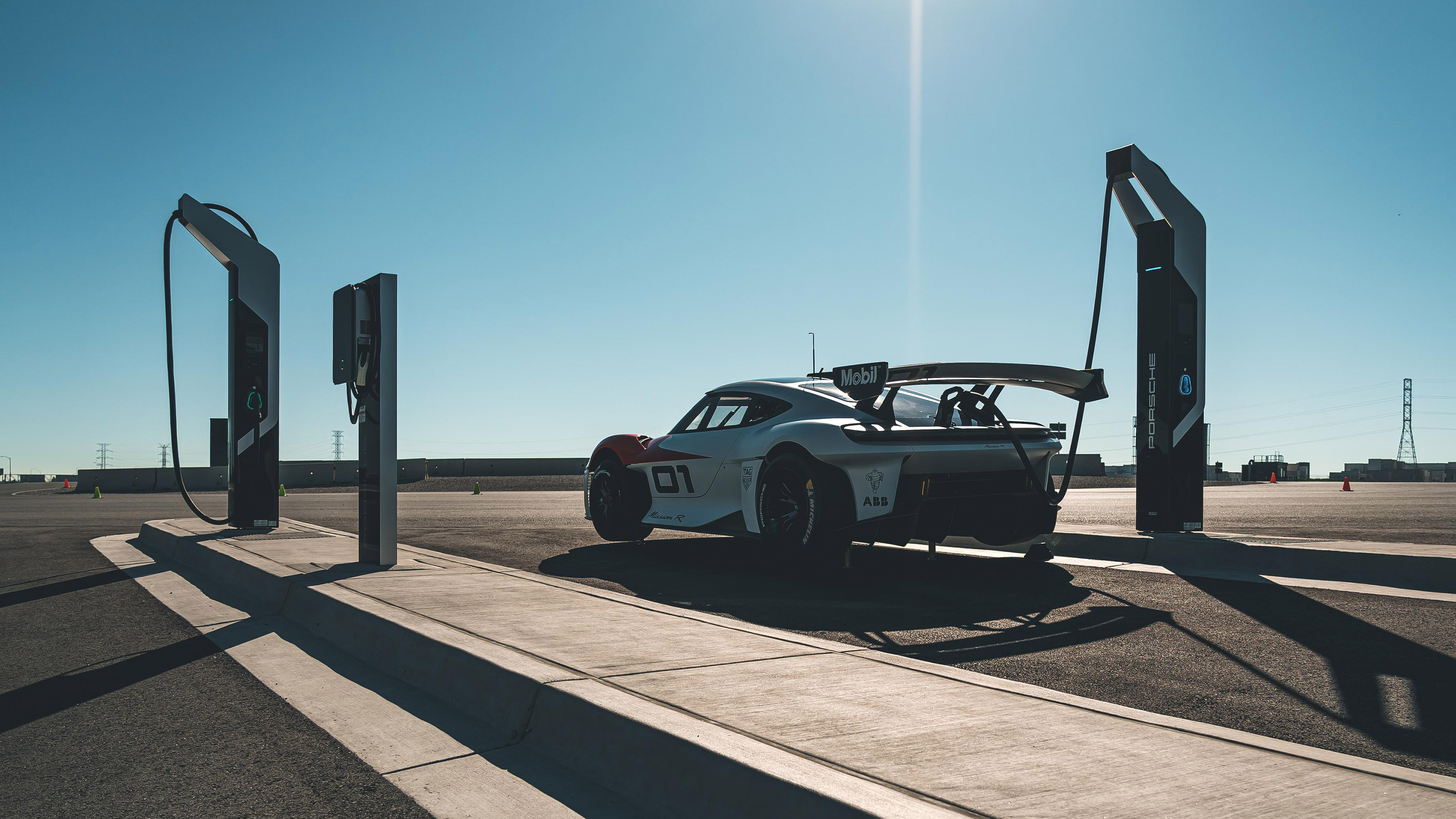 Porsche Mission R review