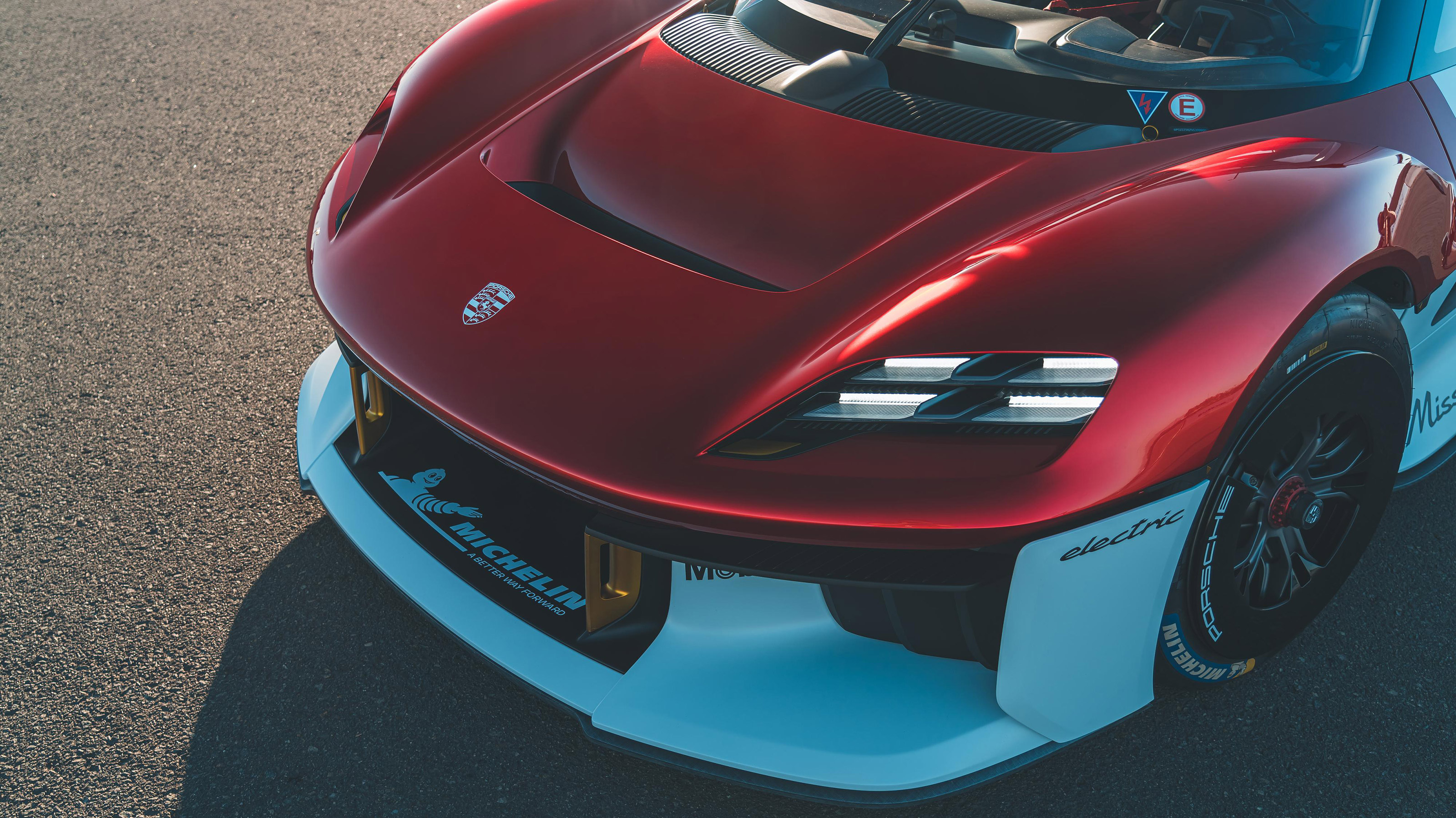 Porsche Mission R review