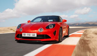 Alpine A110 S – front tracking