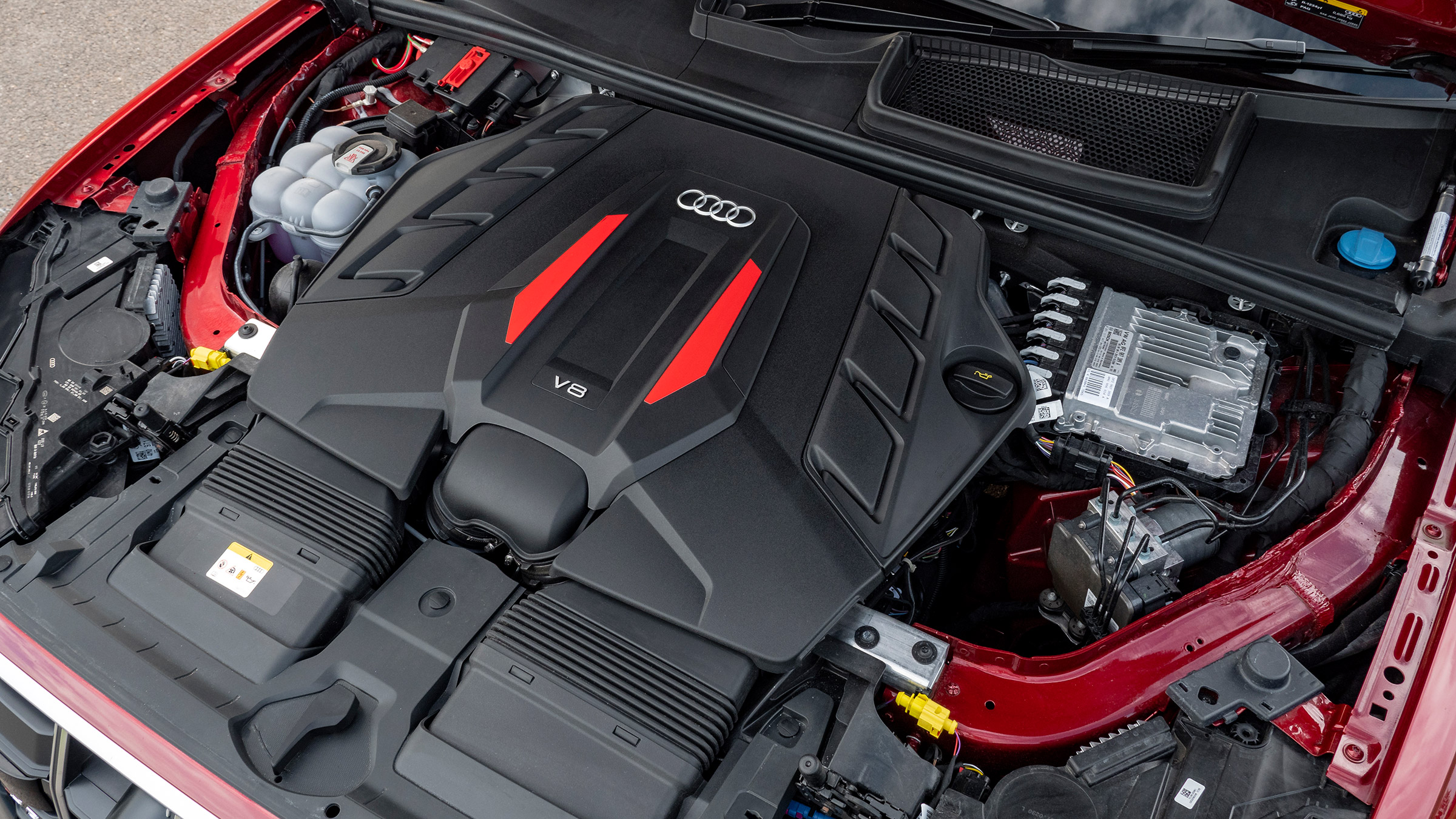 Audi SQ7 2022 – engine