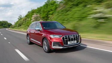 Audi SQ7 2022 – front tracking