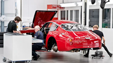 Aston Martin DB4 GT Zagato Continuation (build) – rear