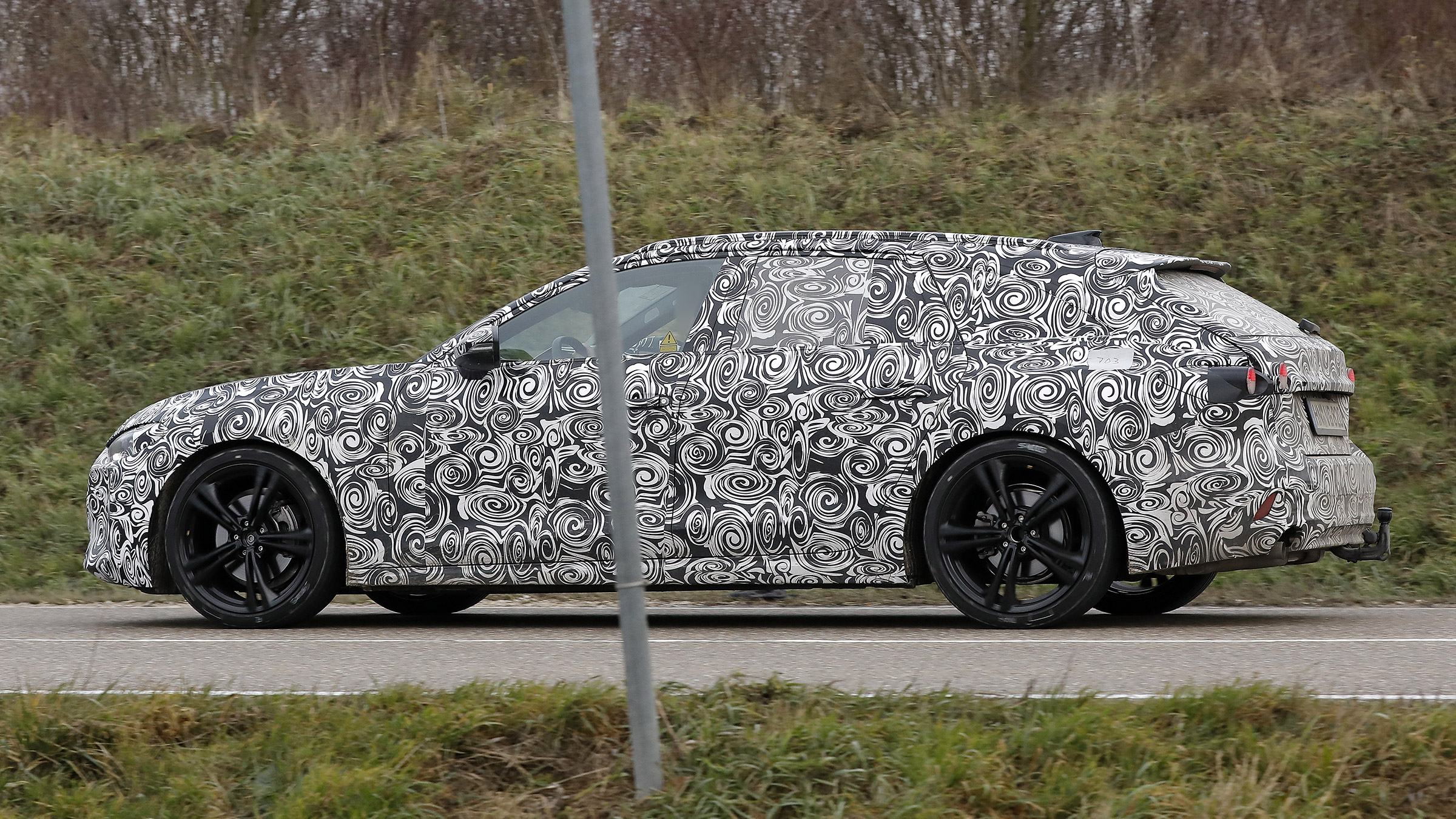 Audi A4 Avant prototype – rear