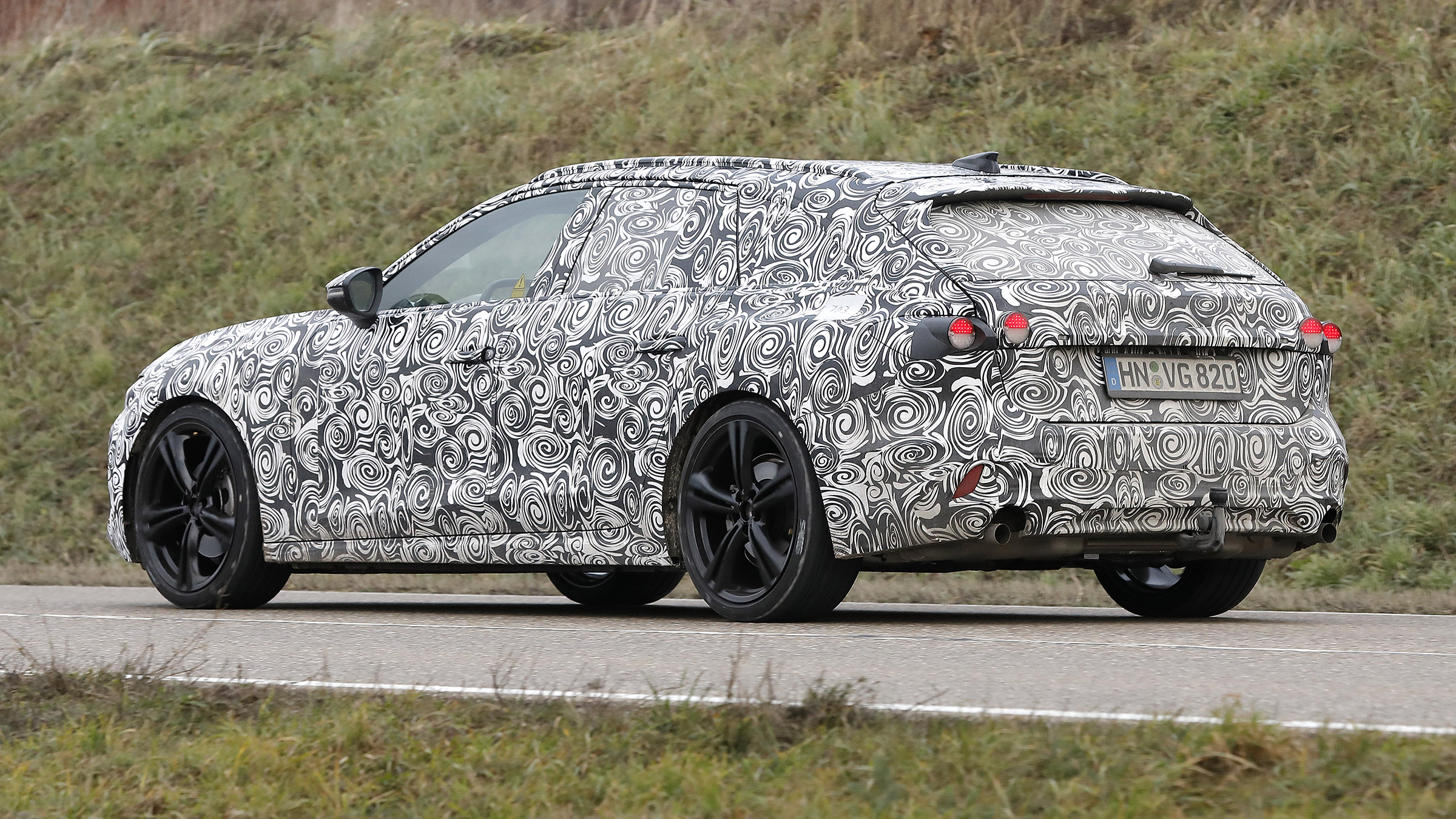 Audi A4 Avant prototype – rear quarter