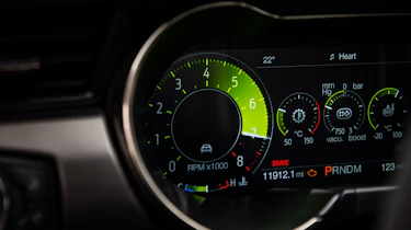 Ford Shelby GT500 – dials