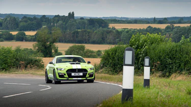 Ford Shelby GT500 – fast cornering