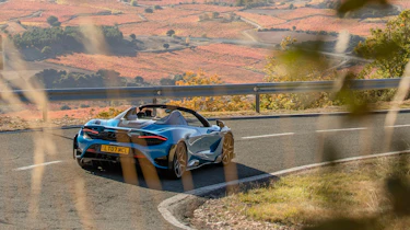 McLaren 765LT Spider – rear cornering