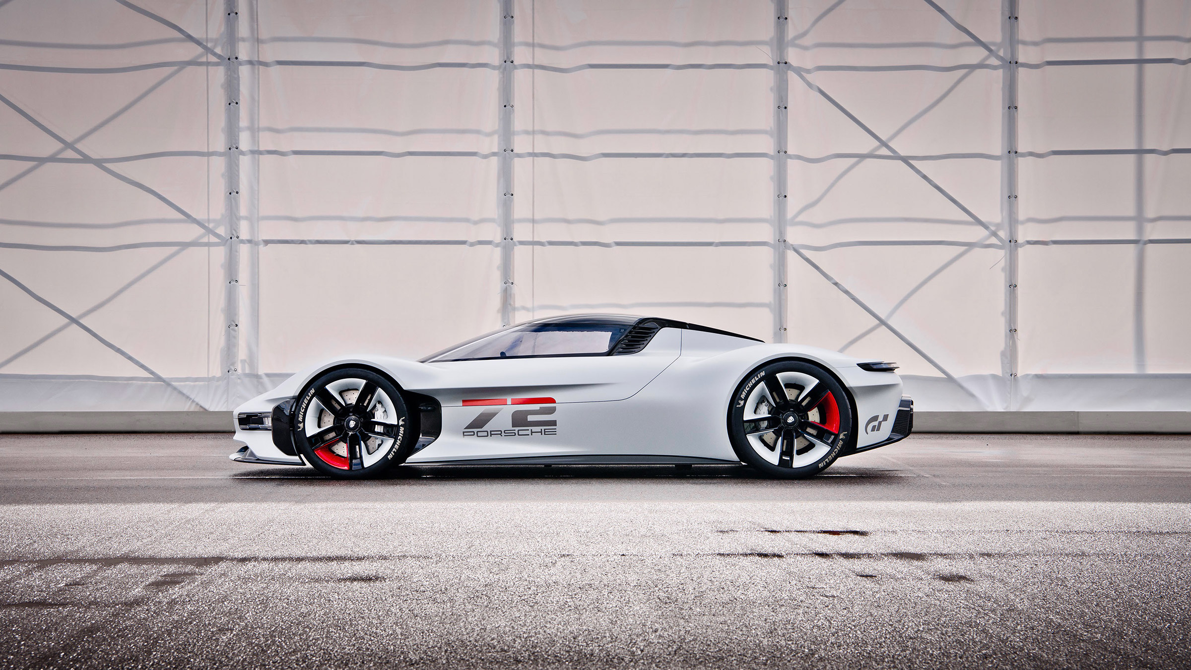 Porsche Vision Gran Turismo concept – side