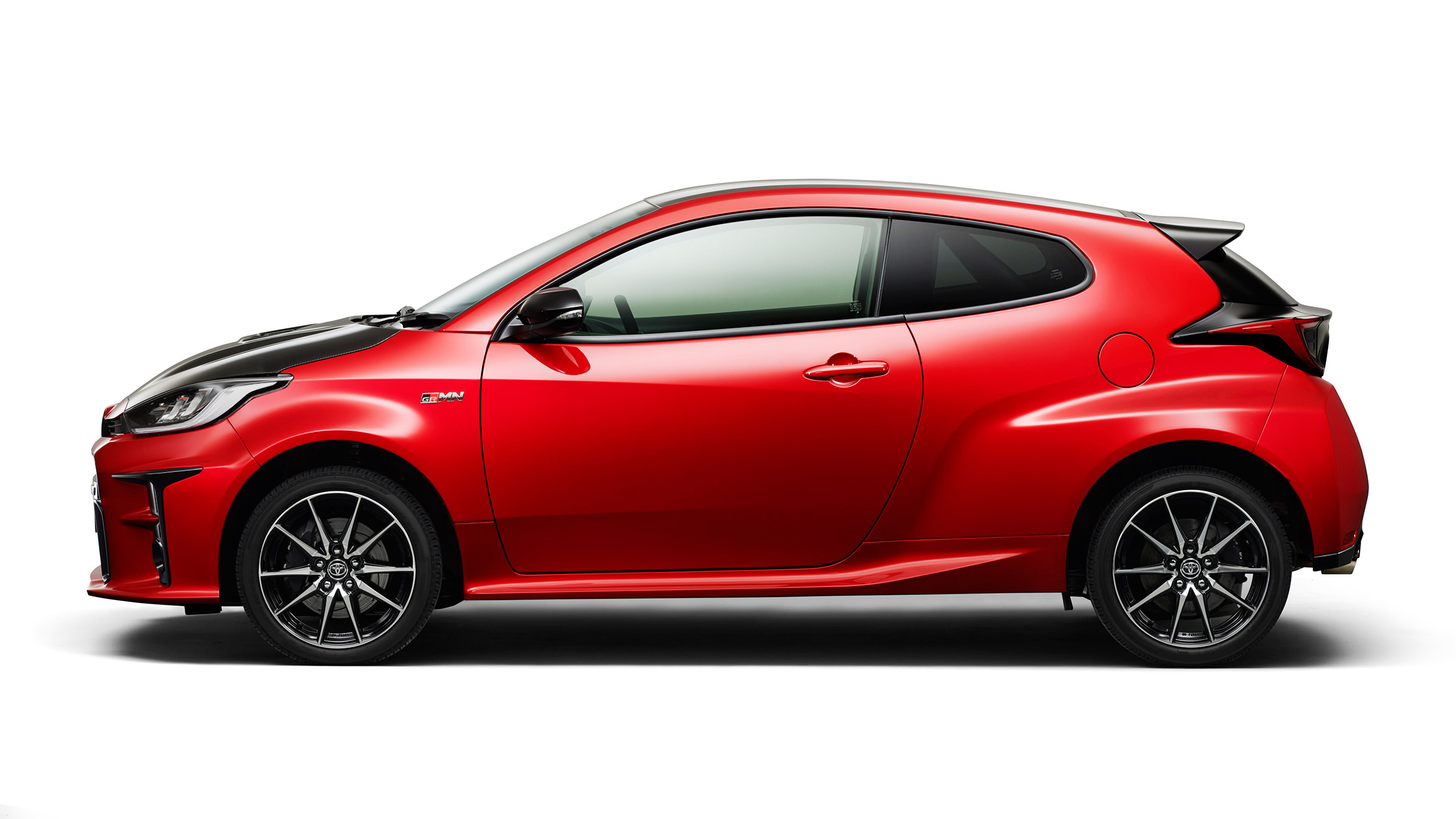 Toyota GRMN Yaris – Rally Pack side