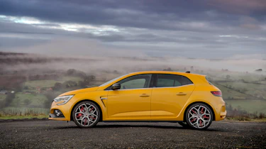 Megane RS Trophy 2022 – profile
