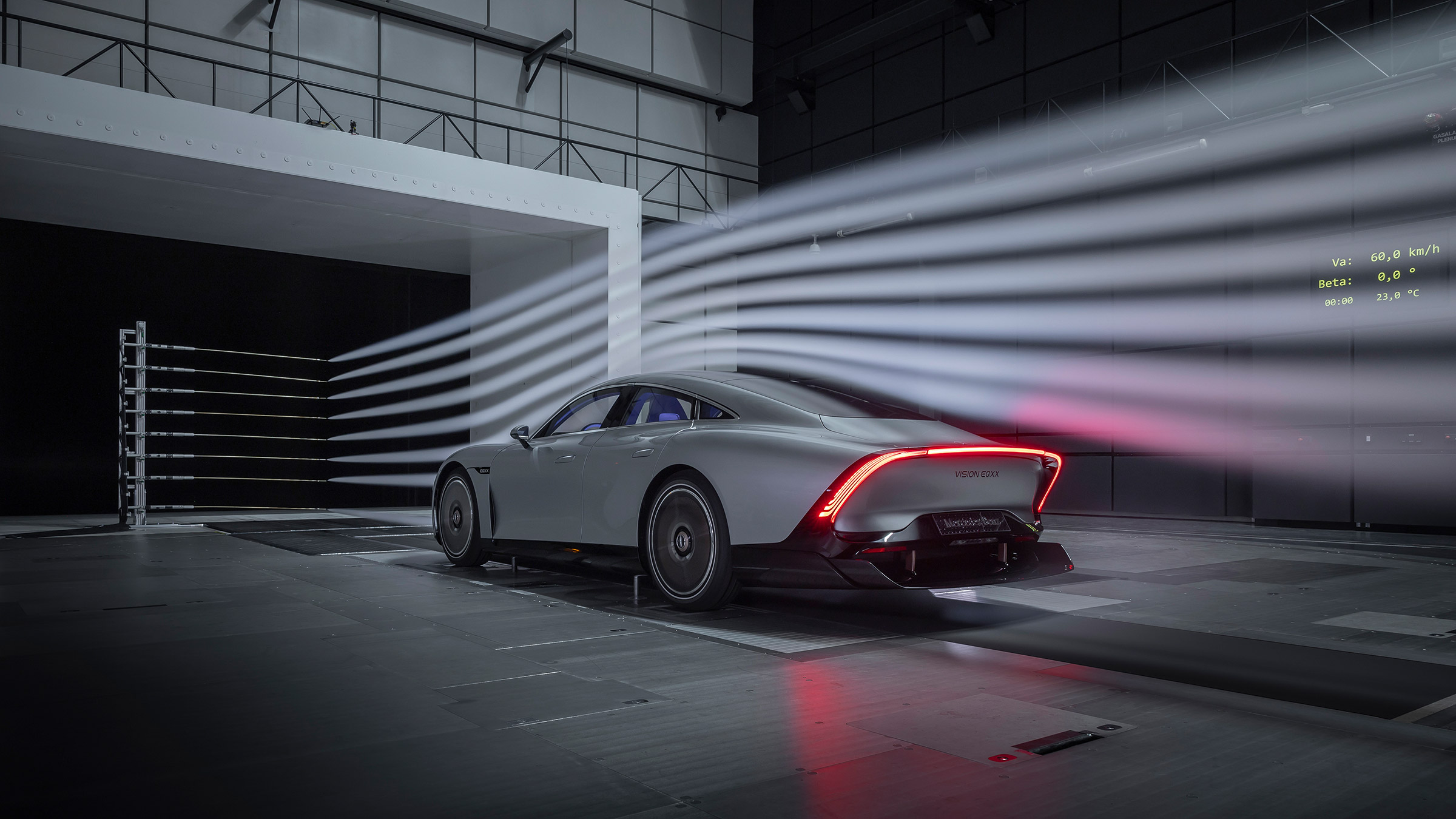 Mercedes EQXX Concept – tunnel rear