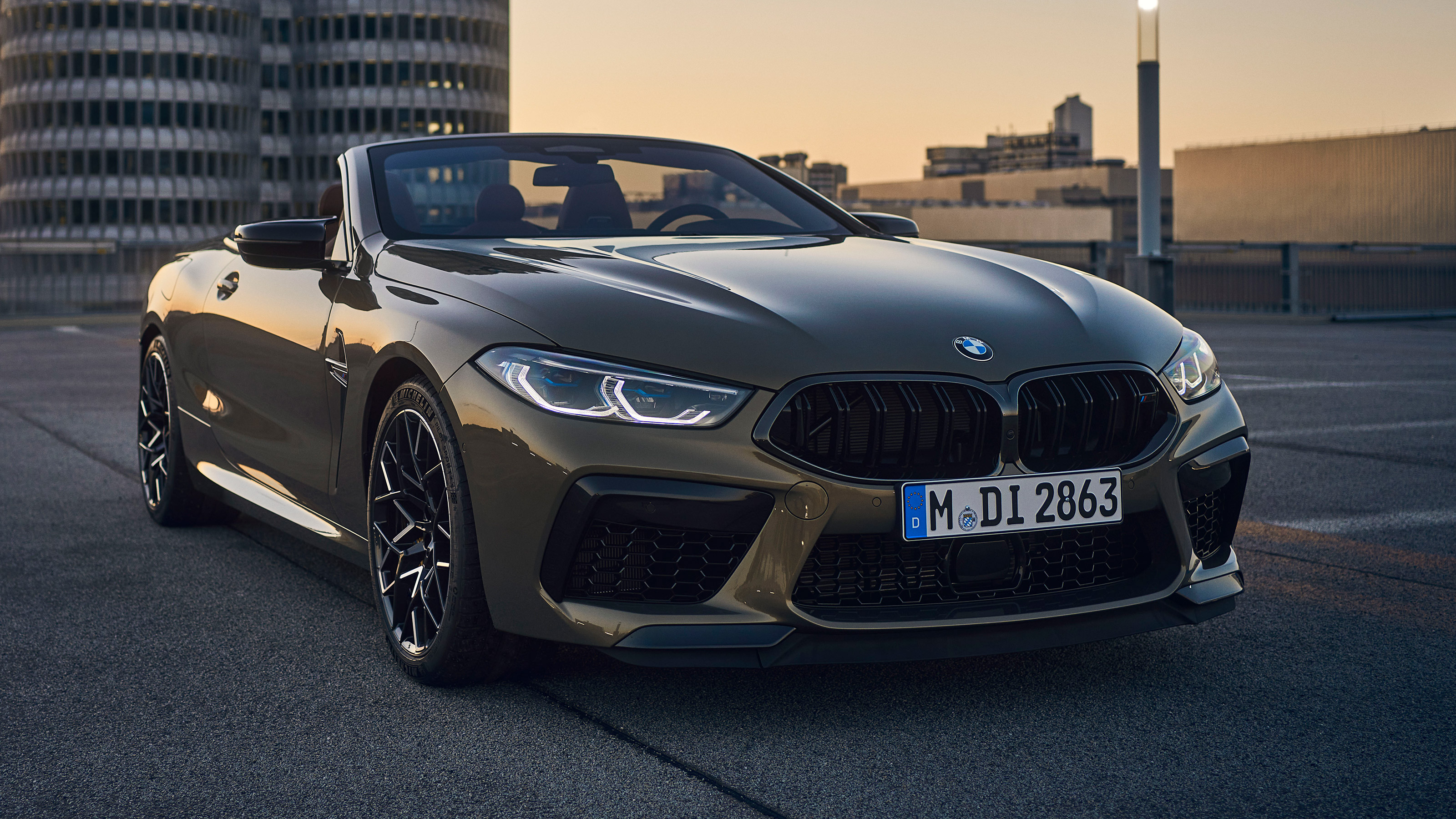 2022 BMW M8 Competition