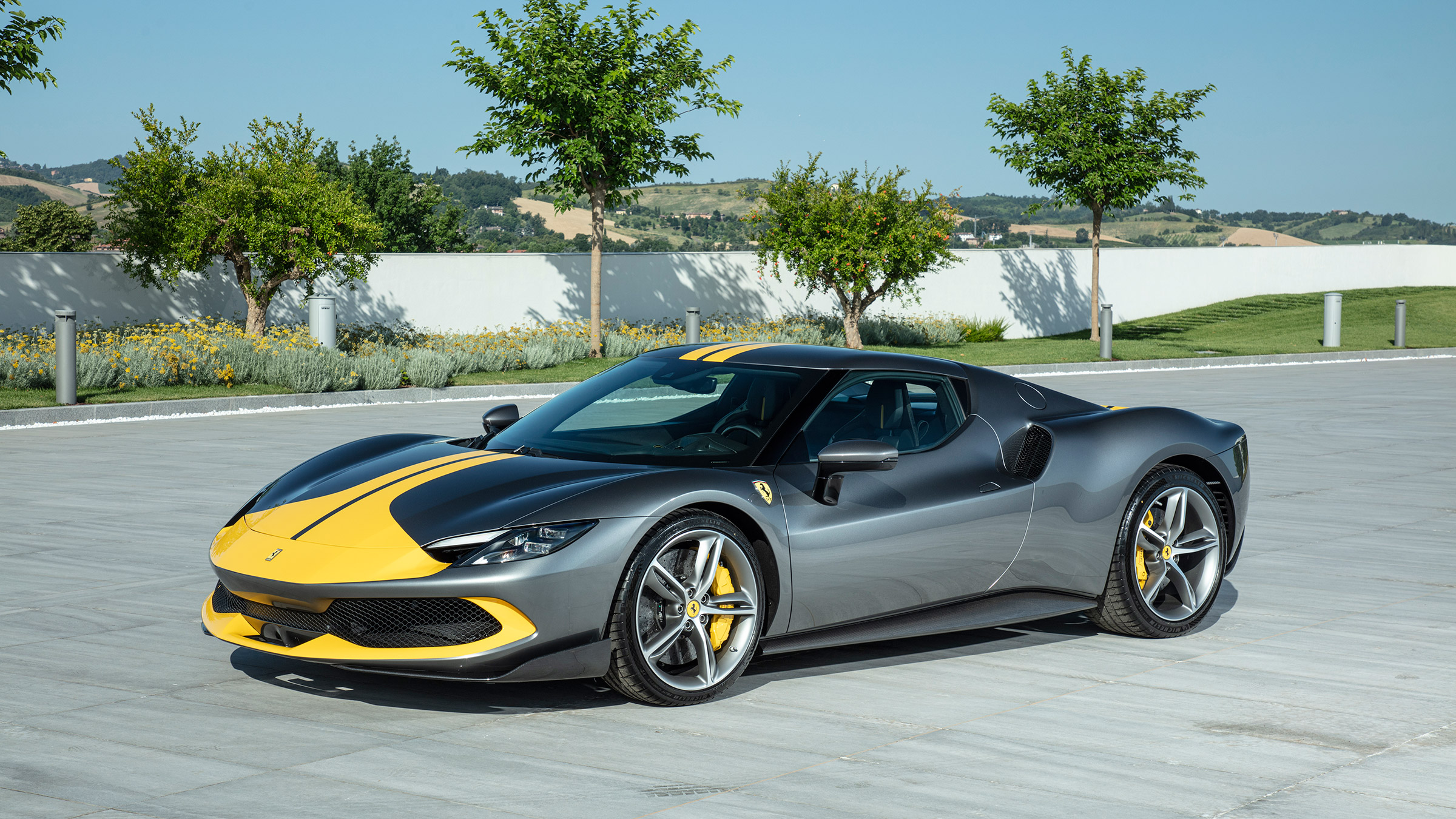 Ferrari 296 GTB live – front quarter tall 