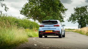 Hyundai i30 N 22 – rear cornering