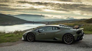 Lamborghini Huracan STO eCoty – side