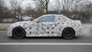BMW M2 2022 – side