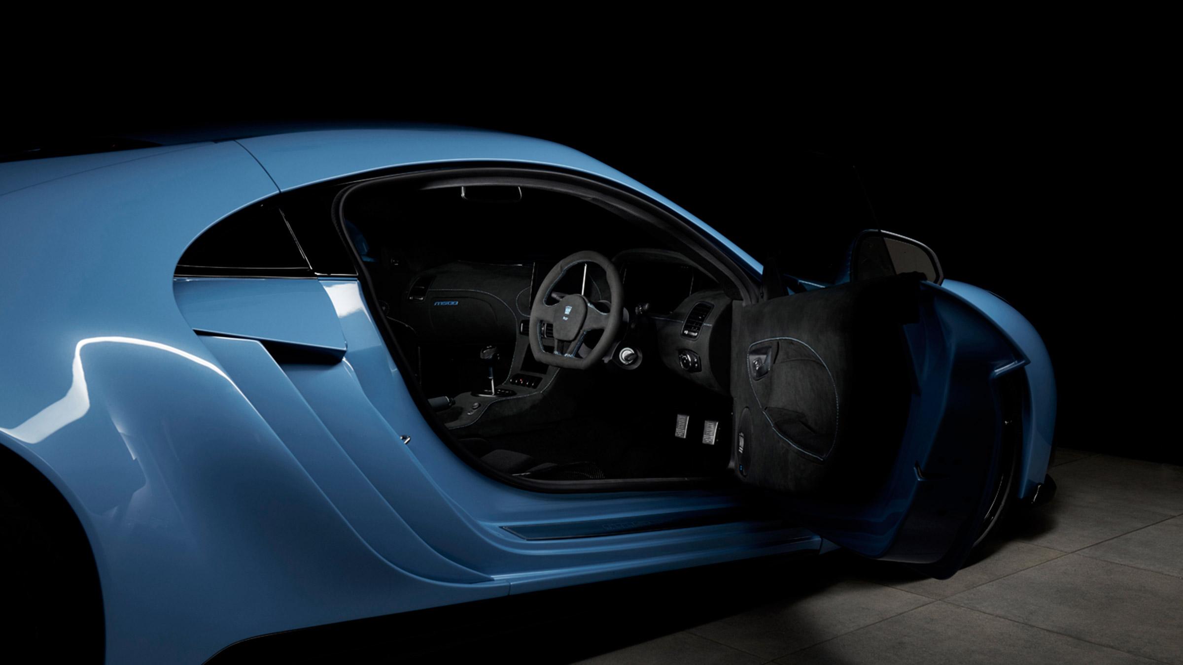 Noble M500 – doors