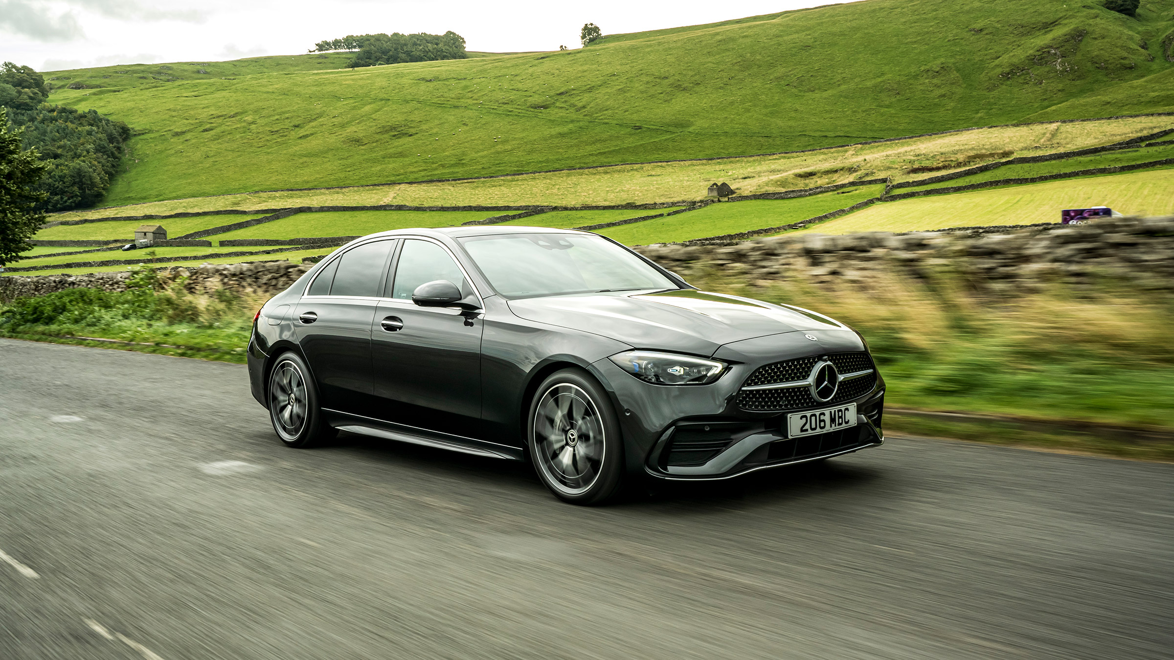 Mercedes-Benz C-class – 2022 front tracking 1