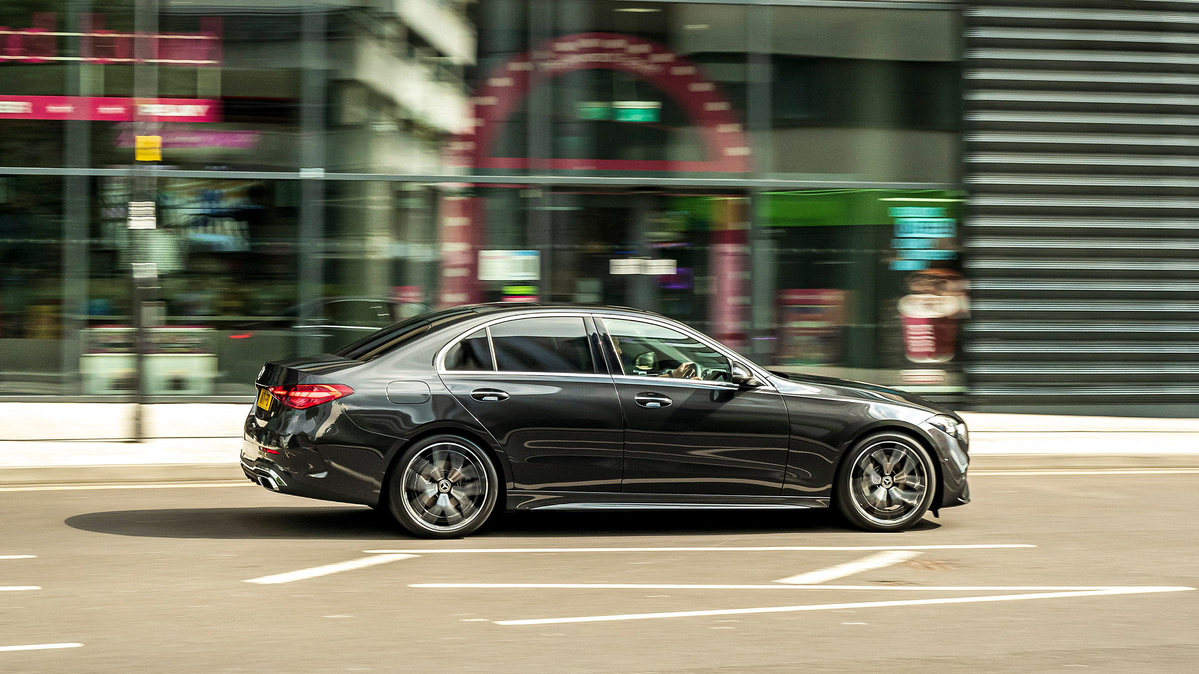 Mercedes-Benz C-class – 2022 side pan