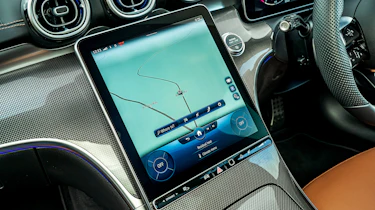Mercedes-Benz C-class – 2022 screen