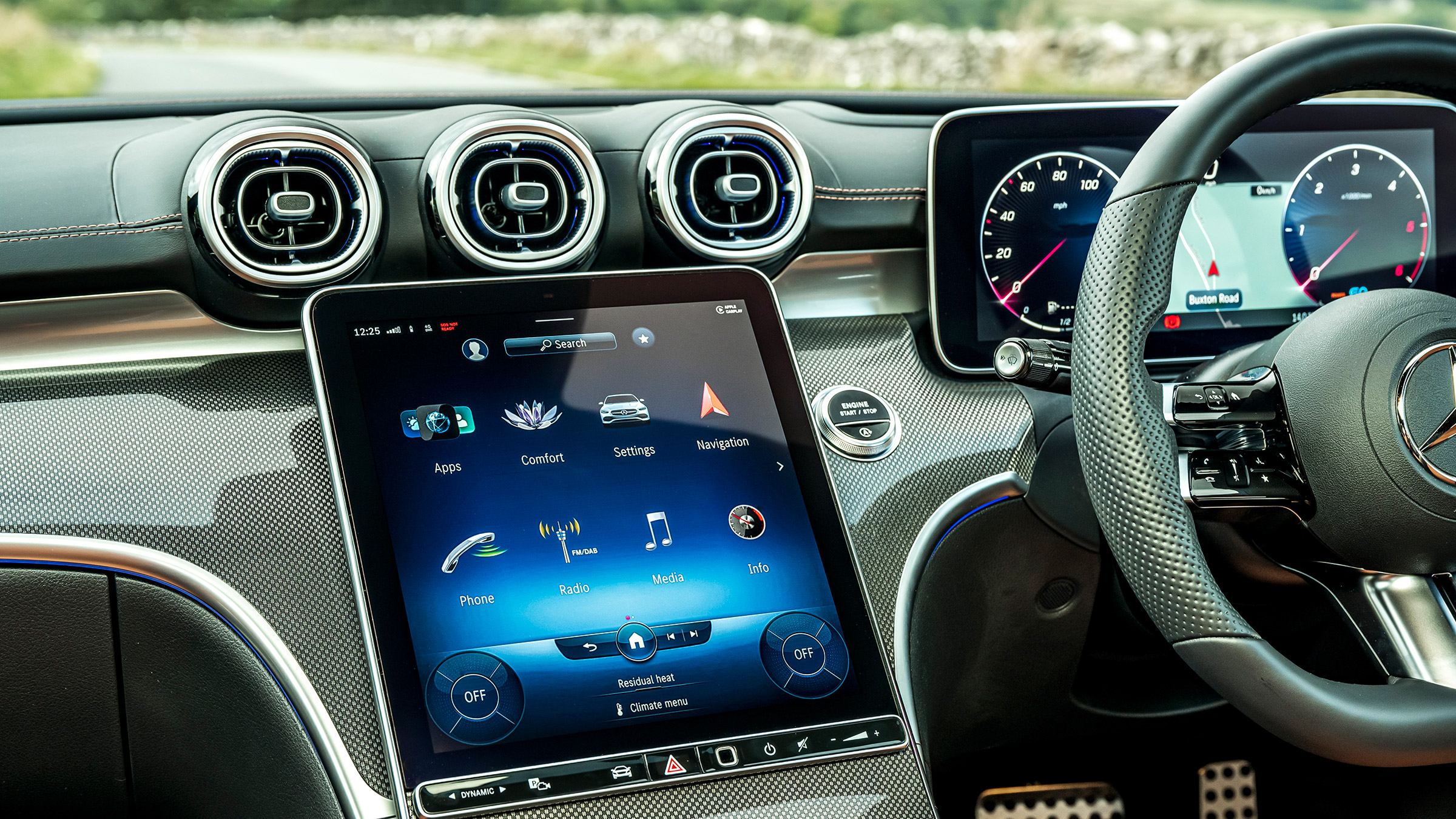 Mercedes-Benz C-class – 2022 console