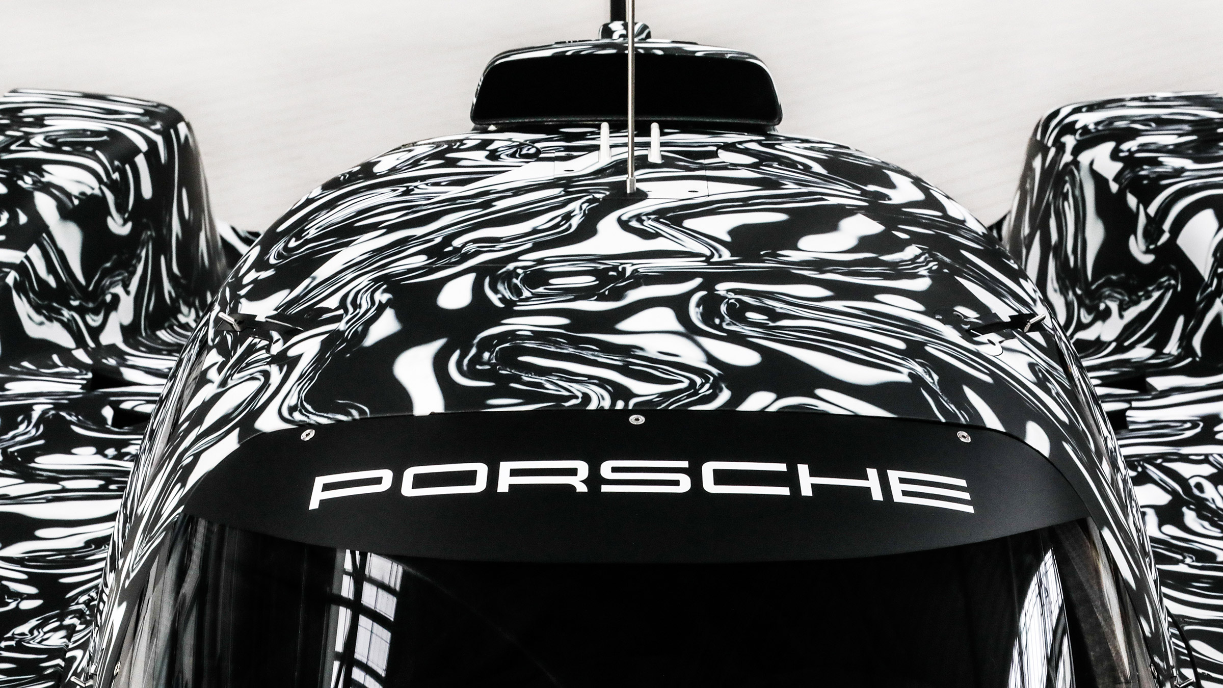 Porsche LMDh racer – sticker
