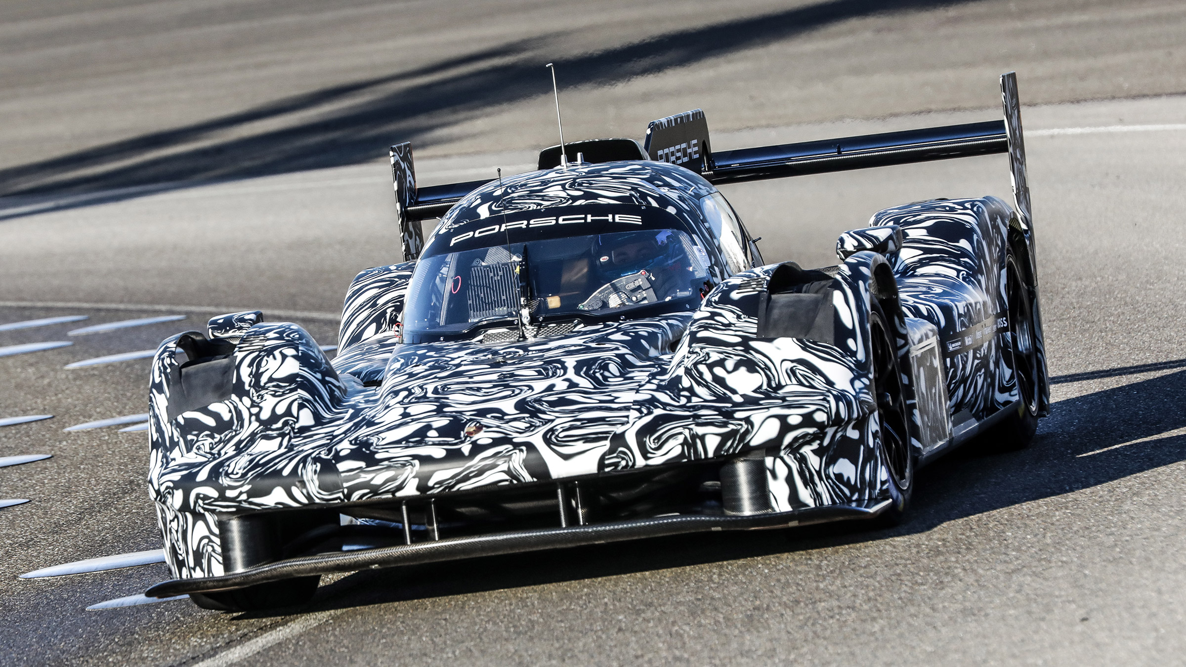 Porsche LMDh racer – front
