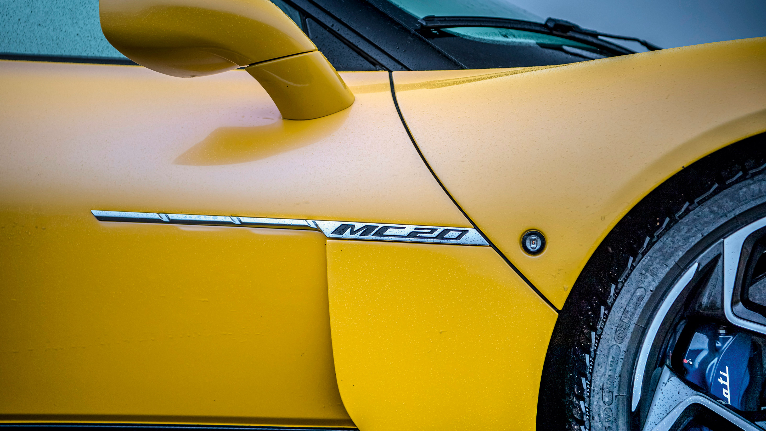 Maserati MC20