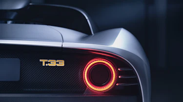 GMA T33 studio – rear light