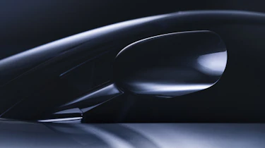 GMA T33 studio – wing mirror
