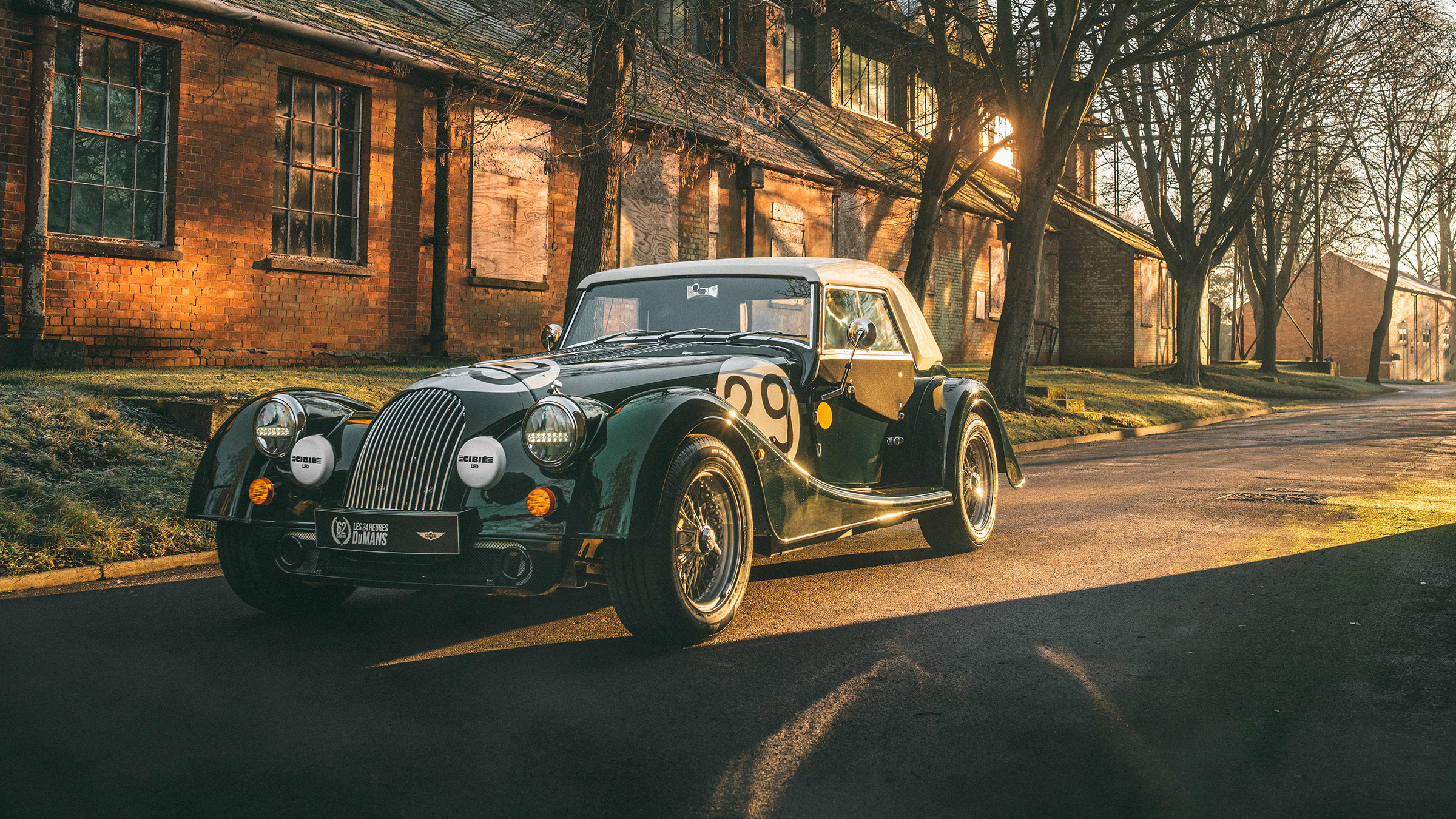 Morgan Plus Four LM62 – front 