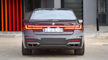 BMW M760Li – rear