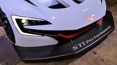 Subaru STI E-RA Concept – nose
