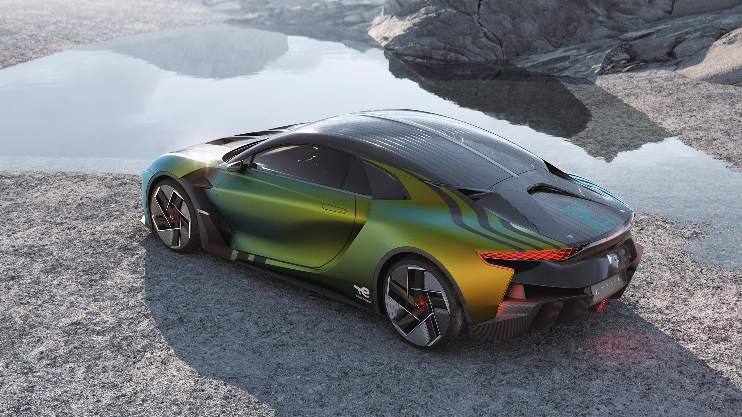 DS E-Tense Performance – rear top 