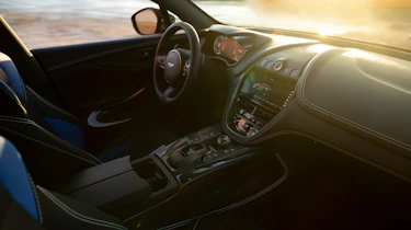 Aston Martin DBX707 – dash