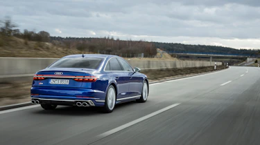 Audi S8 – 2022 rear tracking
