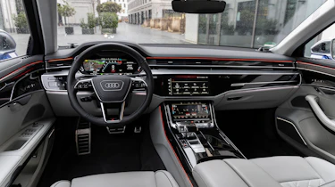 Audi S8 – 2022 dash