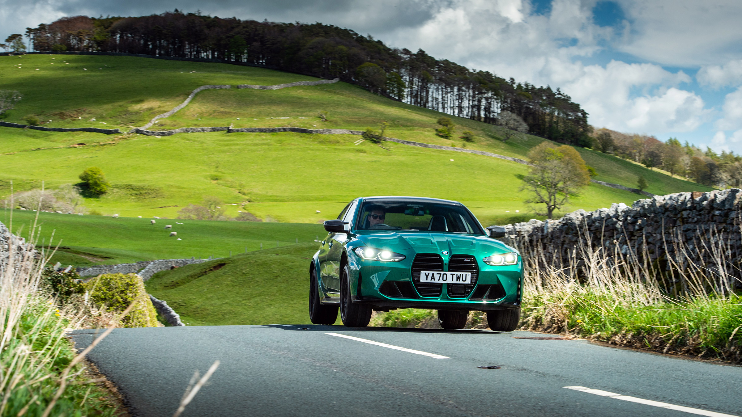 BMW M3 Comp (test) – jump